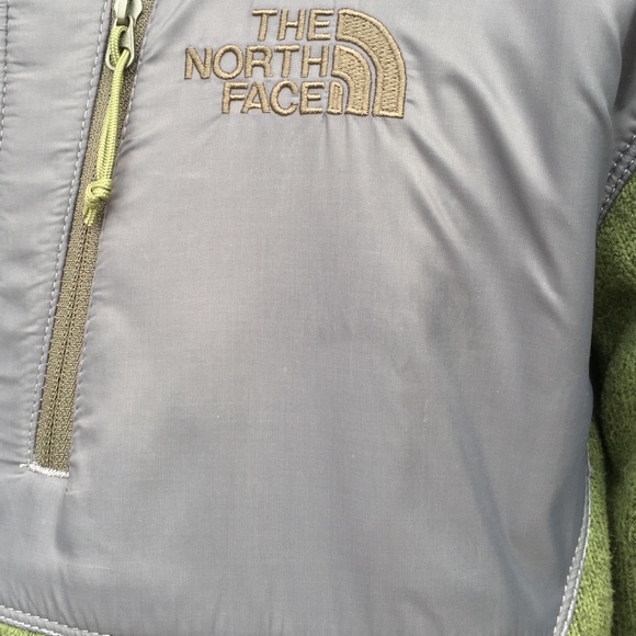 ***SOLDSOLDSOLD***The North Face Zip Up - Picture 3 of 5